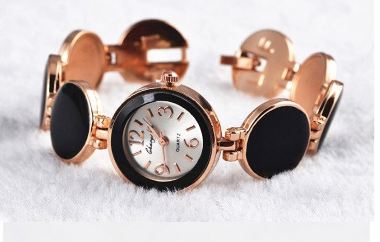 Chic Quartz Bracelet Watch
