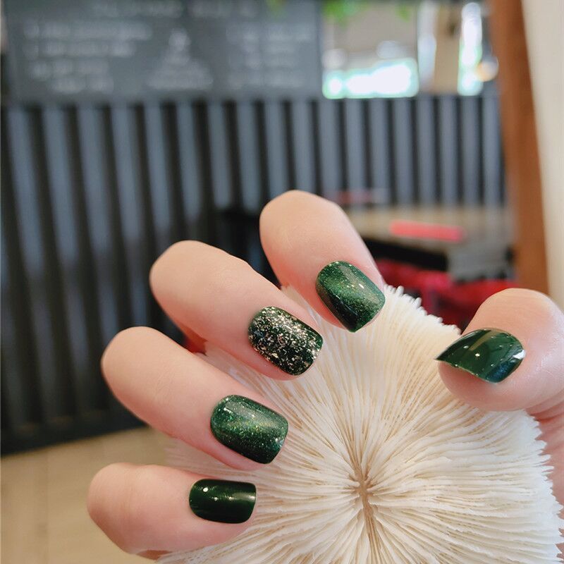 Emerald Diamond Nail Art