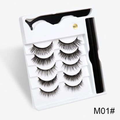 Fashion-Forward Magnetic False Eyelashes