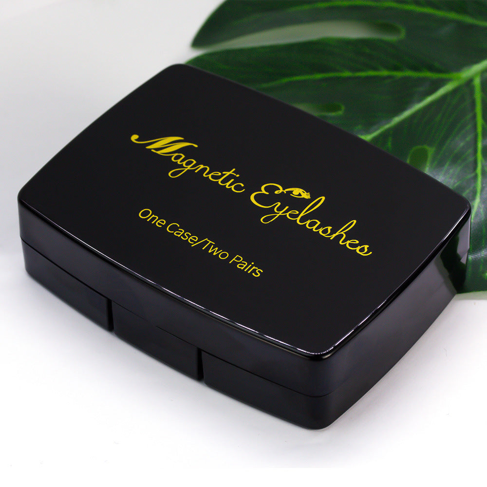 Magnetic Eyelashes for Effortless Glam