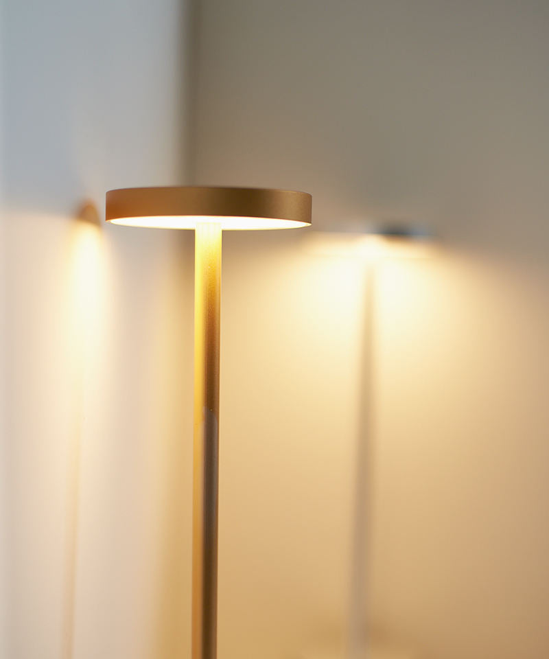Cordless Touch LED Table Lamp