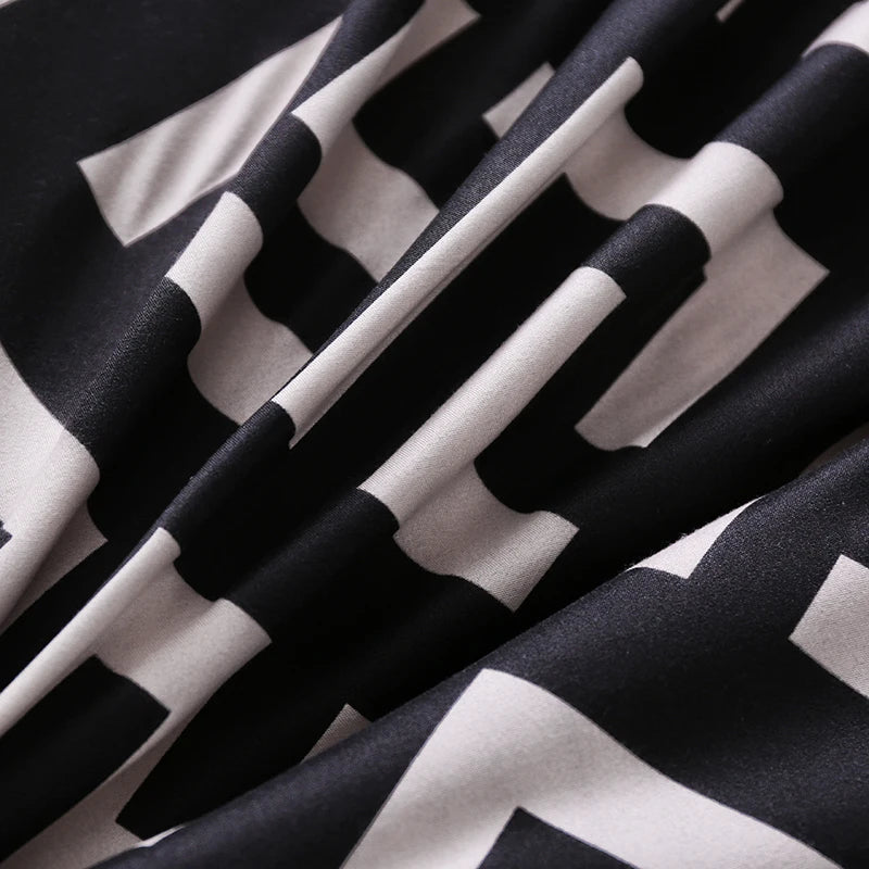 Luxury Modern Black Bedding Set