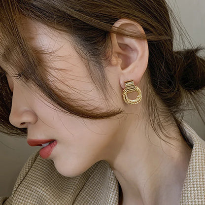 Retro Gold Circle Stud Earrings