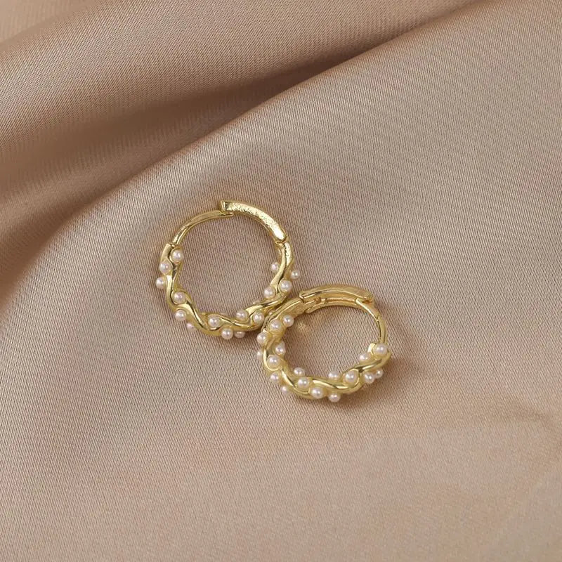 Elegant Circle Pearl Stud Earrings